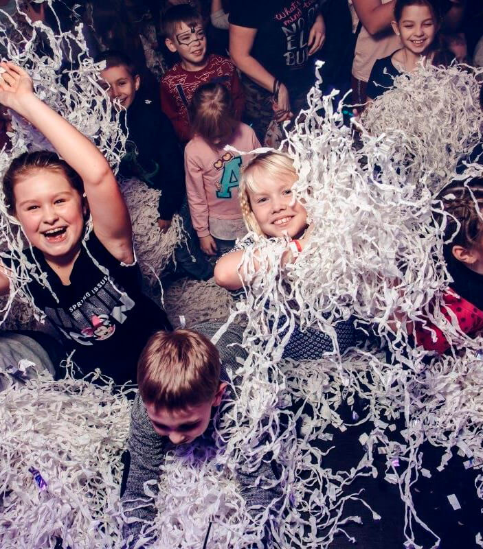 Бумажная дискотека